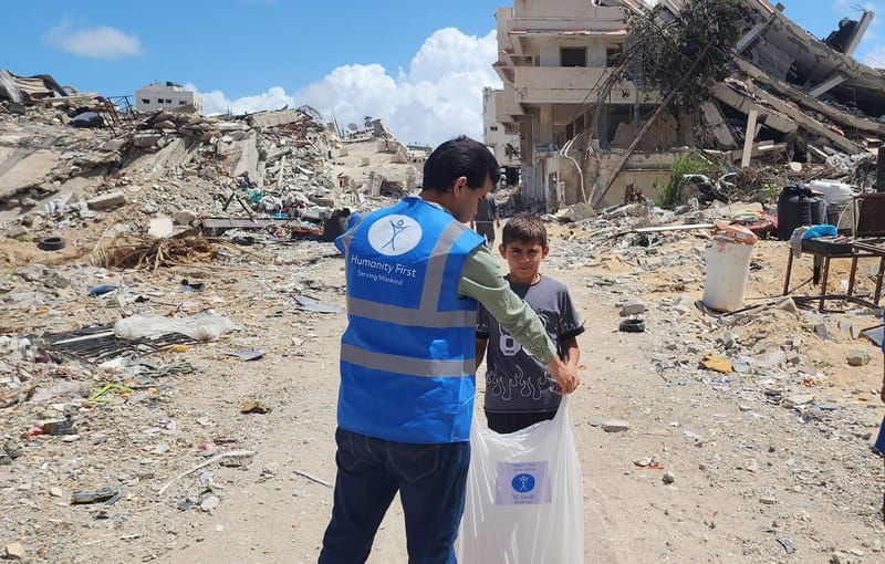 Humanity First UK aid distribution in Gaza
